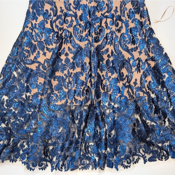 Dress The Population Blair Lace Navy Blue Dress - Picture 12 of 15